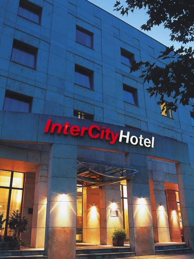 Intercityhotel Ульм Екстер'єр фото
