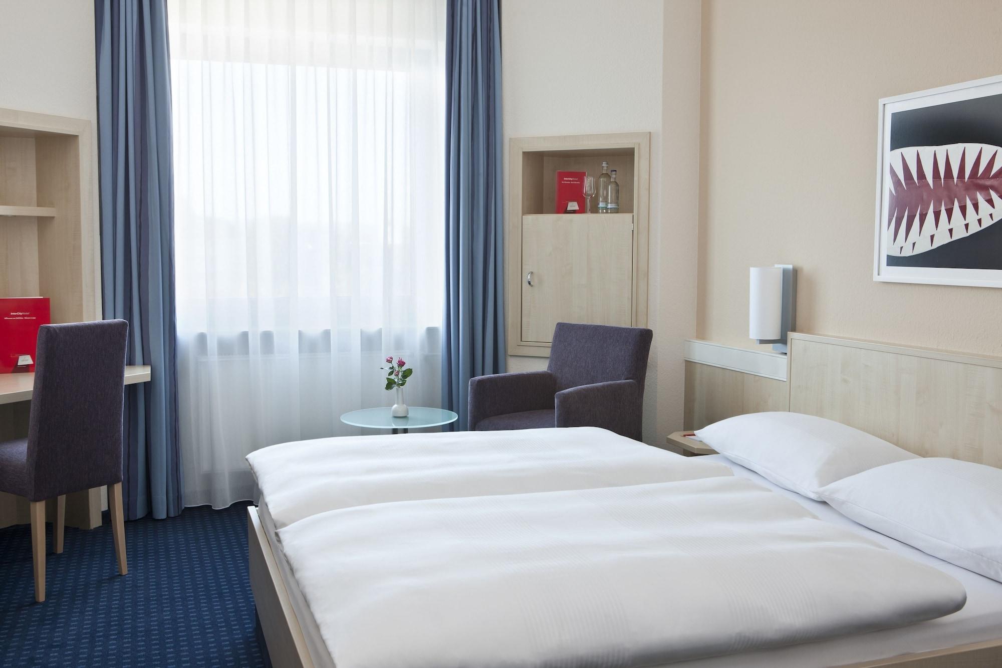 Intercityhotel Ульм Екстер'єр фото